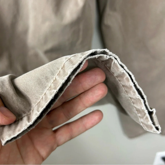 Peter Millar Sz 32 men's Khaki pants with back pockets - Picture 4 of 13